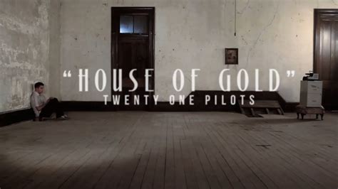 Twenty One Pilots’ ‘House Of Gold’ Music Video Reviewed